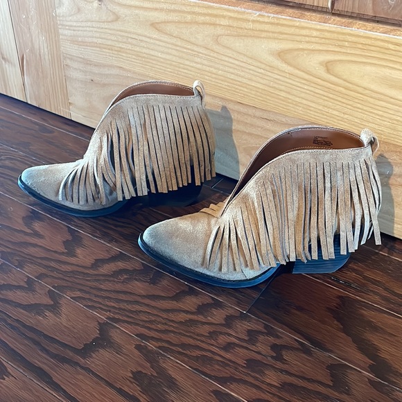 Lady's BOOTIES WESTERN STYLE - Picture 2 of 6